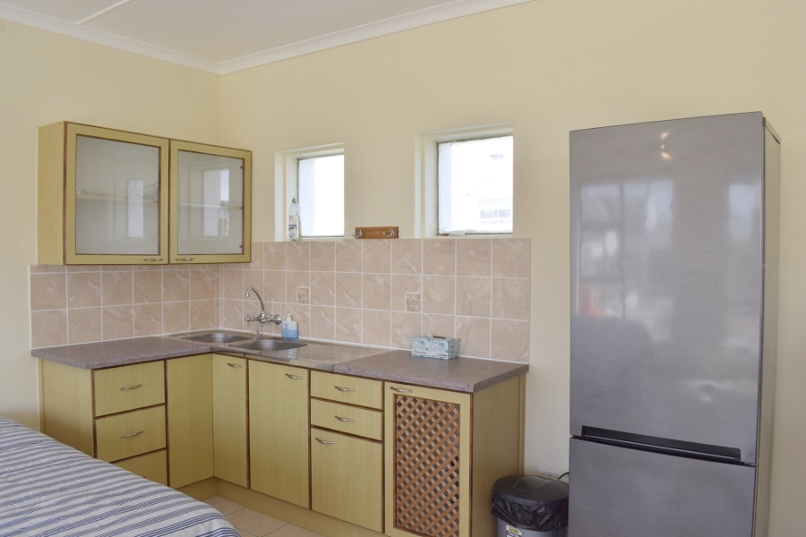 2 Bedroom Property for Sale in Struisbaai Western Cape